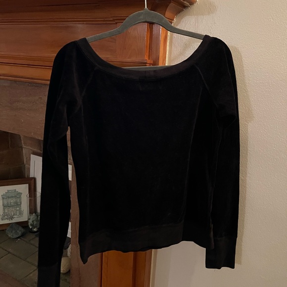 Vintage Juicy Couture size large velvet off the shoulder top in black - Picture 3 of 6